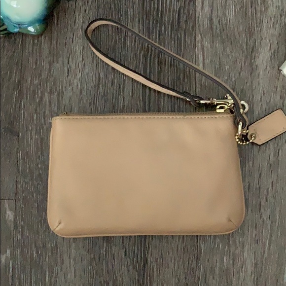 Cream Coach wallet - Picture 3 of 4